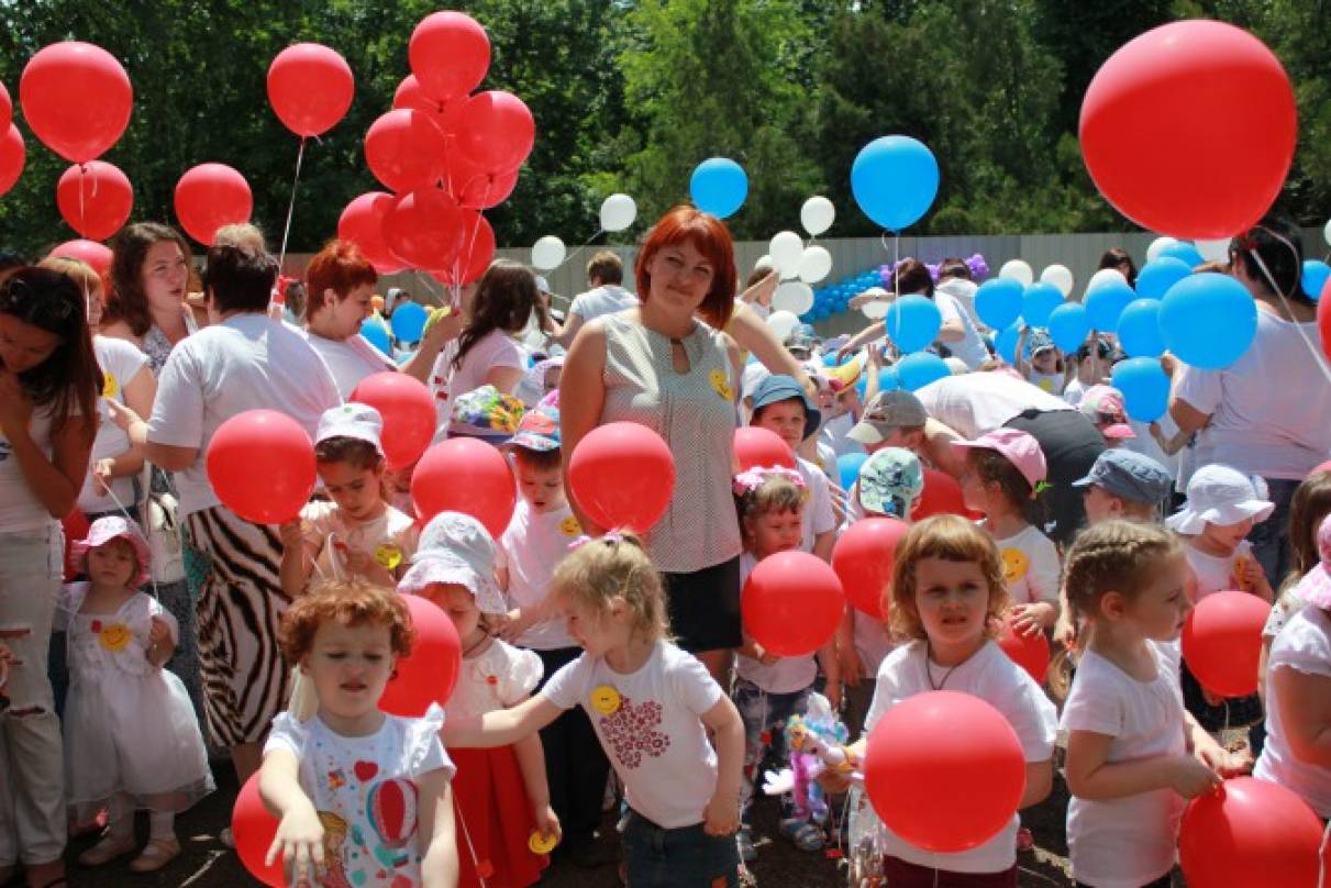 Смотреть фотографию №3 Фото №3 В нашем саду тоже решили отметить это событие ярко празднично