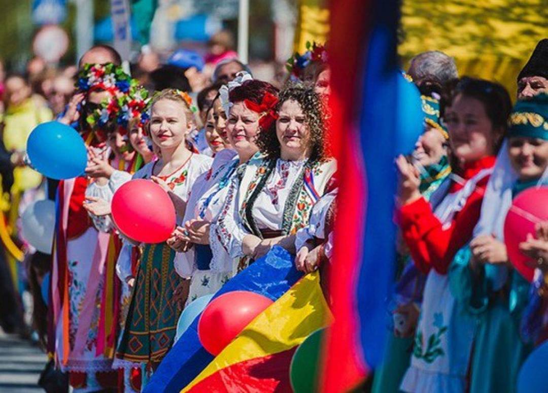 Фестиваль дружба народов сценарий. Праздник дружбы в церкви. Фестиваль дружбы народов в школе. Фестиваль дружба народов сценарий. Фестиваль «праздник дружбы».