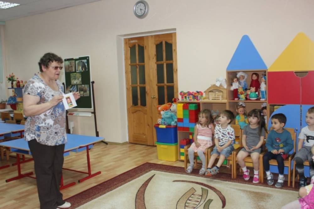 Развлечение для детей средней группы «В гости к бабушке-Загадушке» Фото Развлечение для детей средней группы «В гости к бабушке-Загадушке»