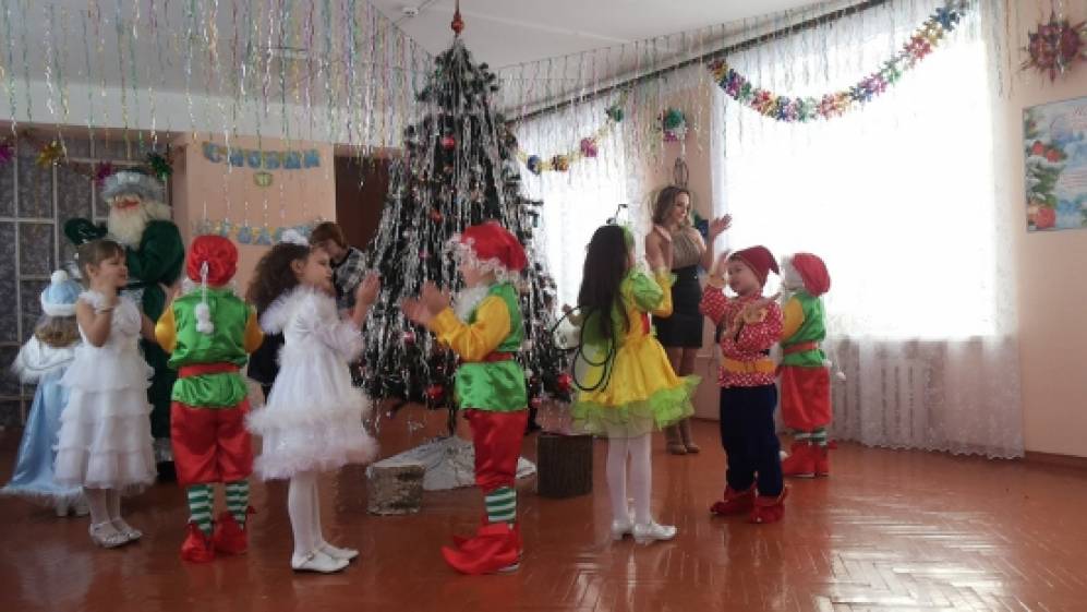 Новый год (Подготовительная группа) Фото Новый год (Подготовительная группа)
