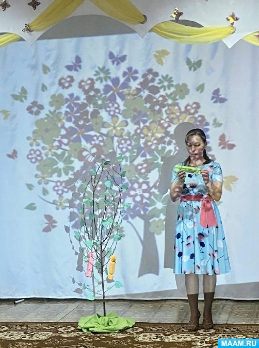 сценарий 8 марта средняя группа конфетное дерево