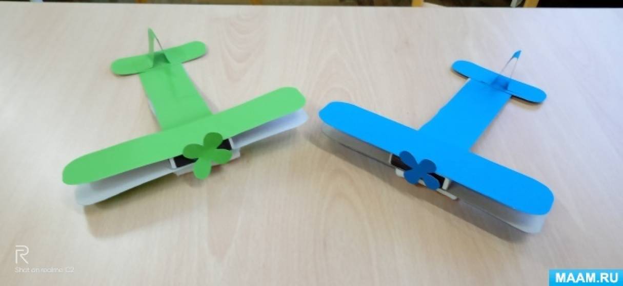 Самолет своими руками из подручных материалов для детей и взрослых