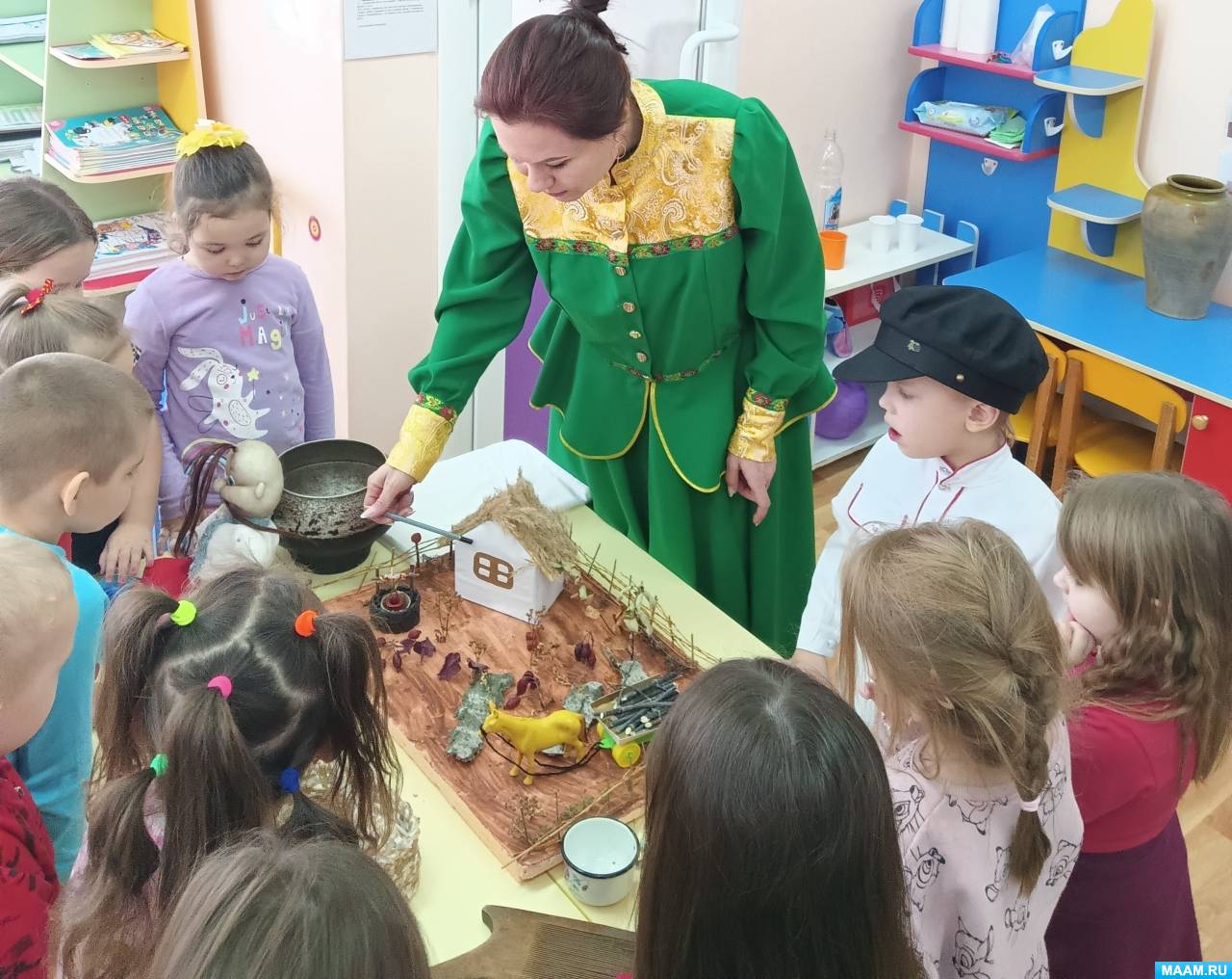 семейные ценности для детей. иллюстрации по теме семья. роль родителей в воспитании детей. семейные традиции воспитания детей. родители и дети картинки.