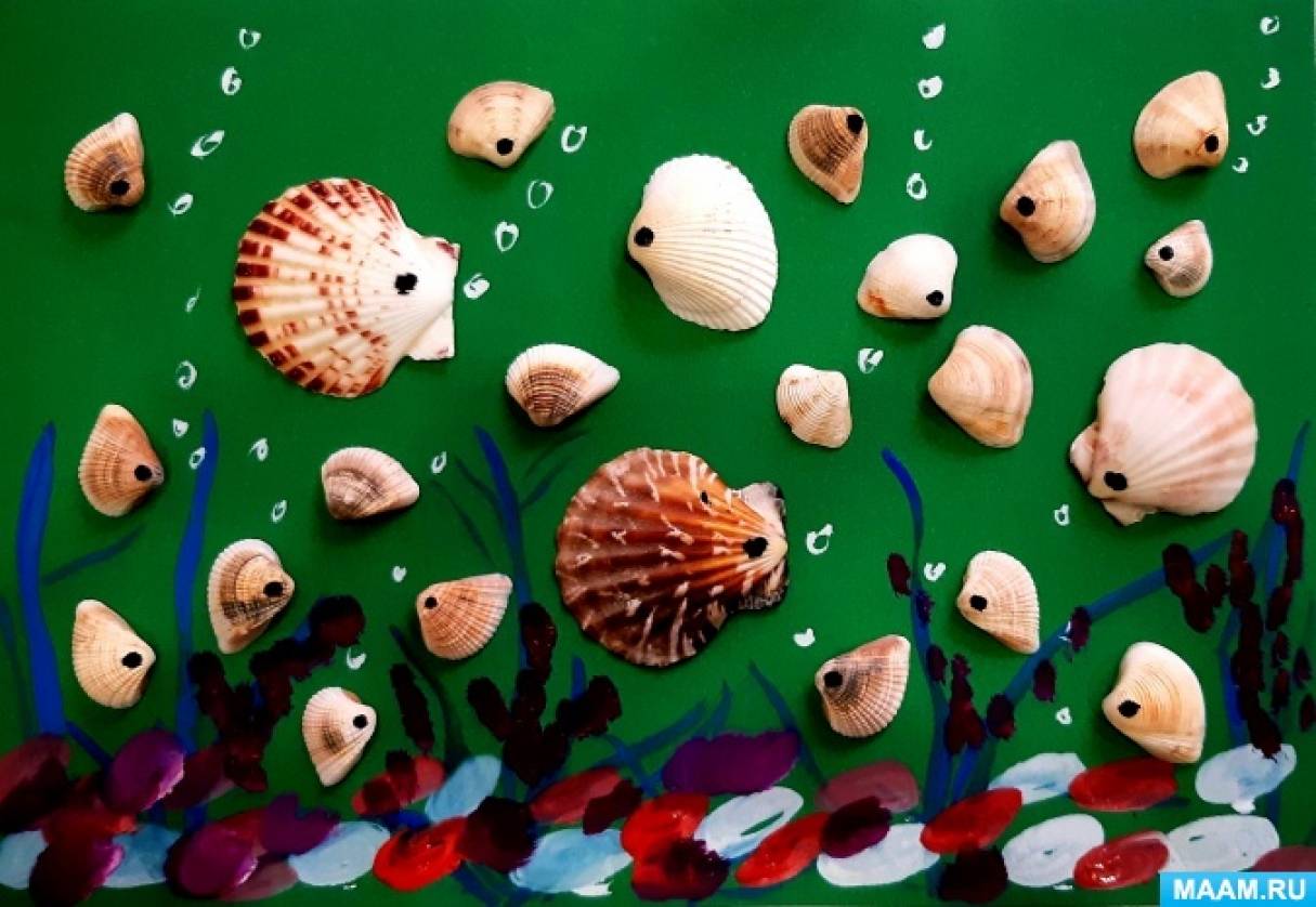 Коллаж «В рыбном царстве, в рыбном государстве» из природного материала с элементами рисования для творчества с детьми