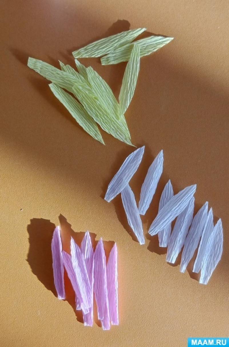 цветочек из бумаги к 8 марта