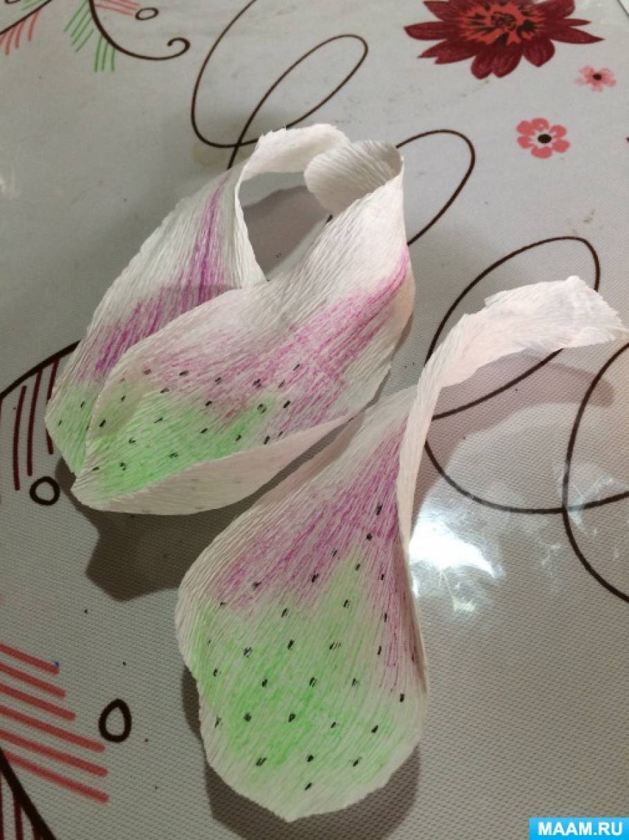 Цветы из бумаги: лилия и четырёхлистник