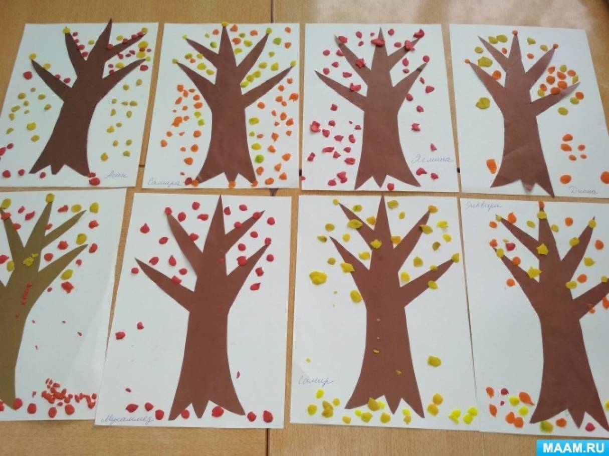 Детский мастер-класс по аппликации с элементами пластилинографии «Осеннее дерево» в младшей группе