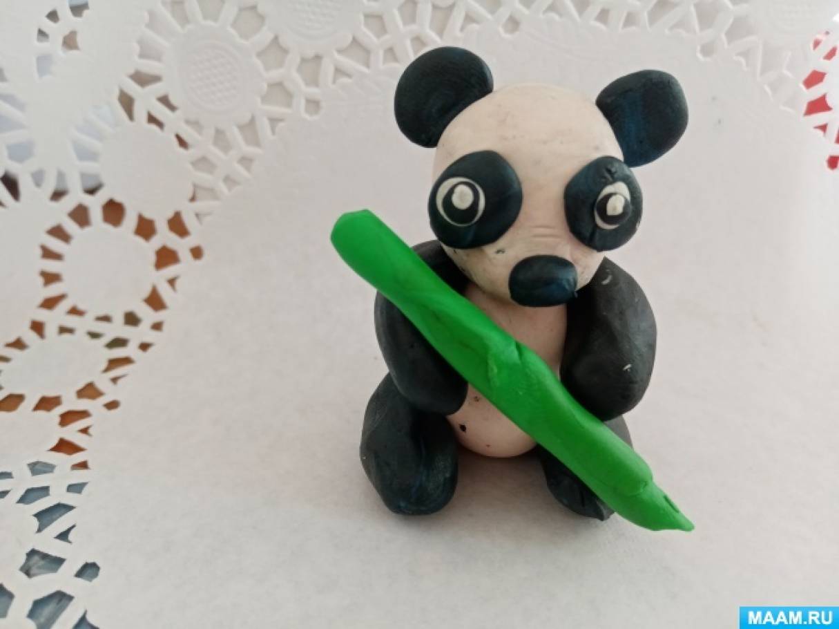 Мастер-класс по лепке и материал для беседы «Панда-бамбуковый медведь» для старших дошкольников к Международному Дню панд