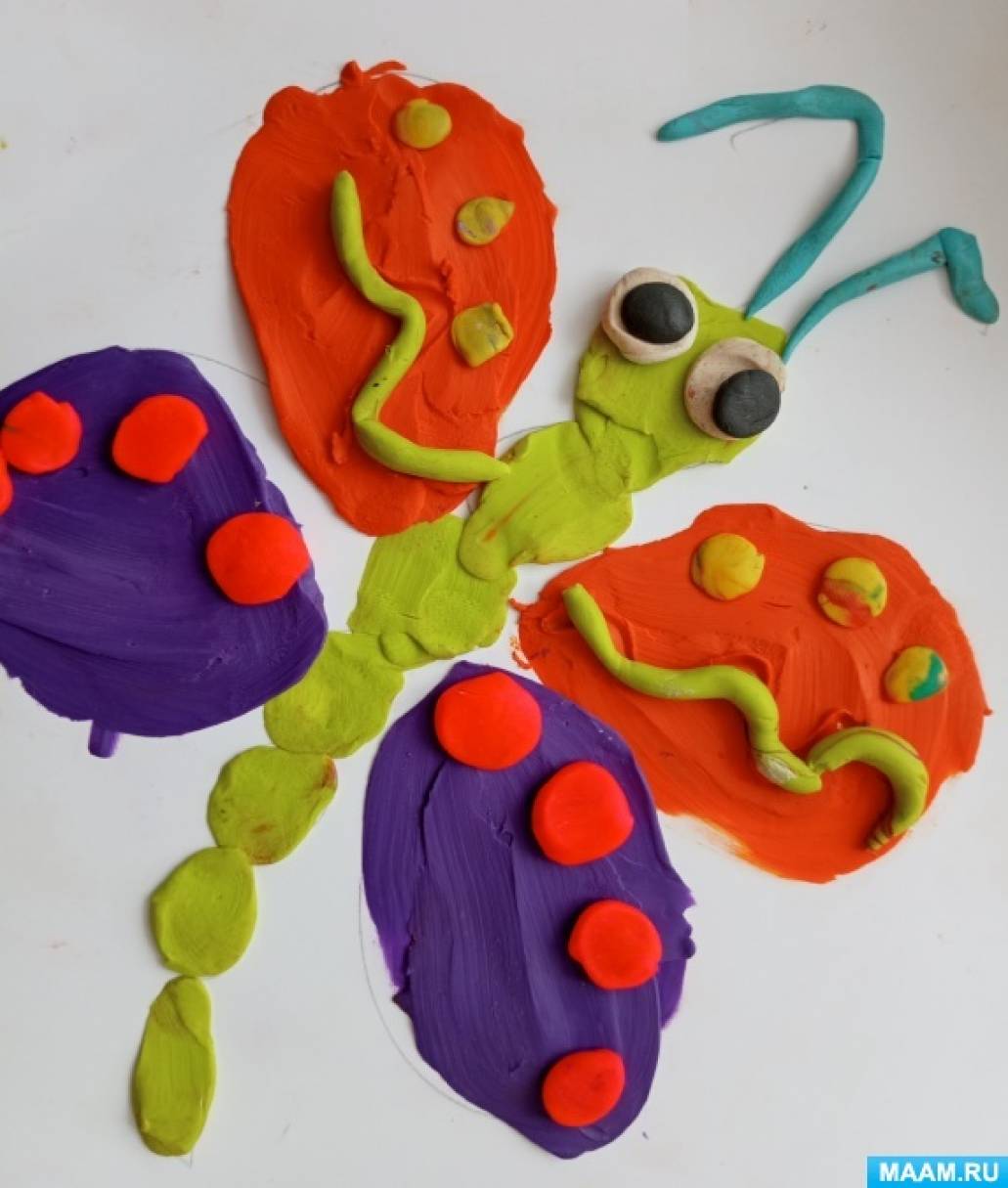 Детский мастер-класс по пластилинографии «Бабочка проснулась, солнцу улыбнулась» для старших дошкольников