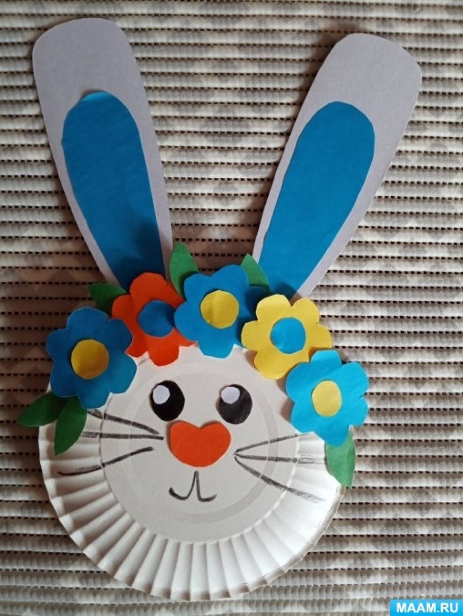 Мастер-класс «Поделка для детей «Зайчики» из бумажной одноразовой ...