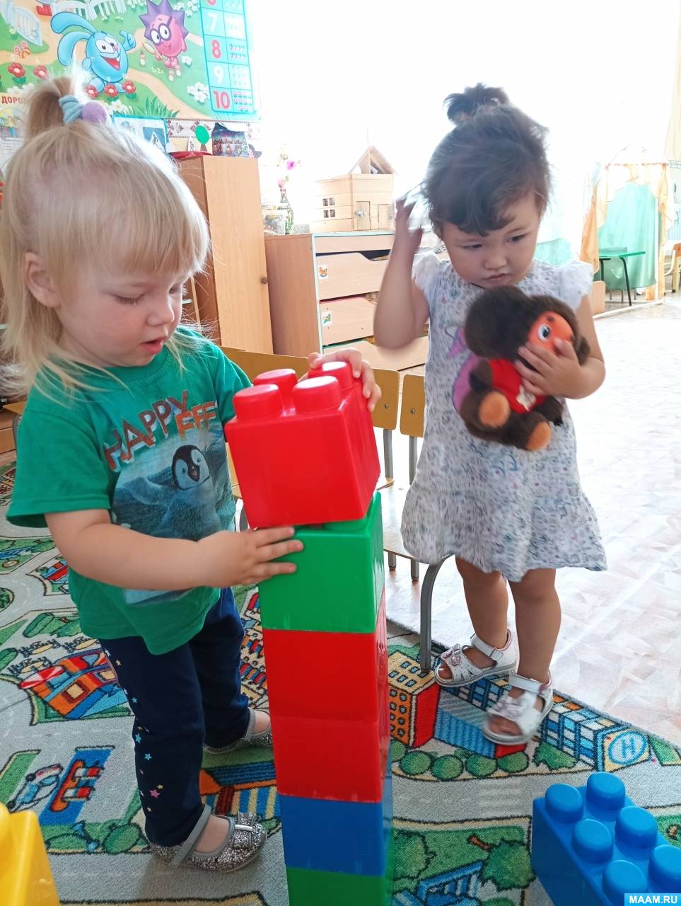 наблюдение на прогулке весной. наблюдение детей младшей группе. наблюдение за природой во второй младшей группе. картотека прогулок на март 2 младшая группа. картотека прогулок 2 младшая группа.