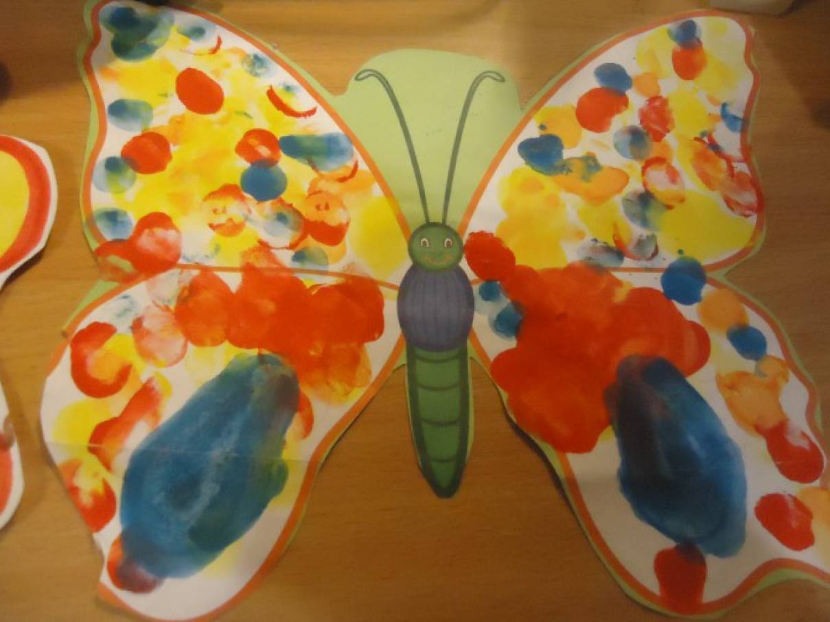 Занятие бабочки средняя группа. Рисование насекомые в ДОУ. Рисование бабочка младшая группа. Рисование бабочка в средней группе. Рисование мл гр бабочек.