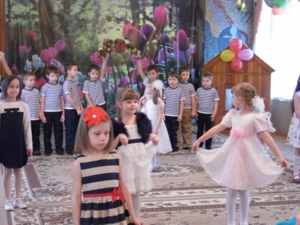 Смотреть фотографию №2 Фото №2 Во первых благодаря отличному сценарию нашего музыкального руководителя Нырковой Ирины Александровны