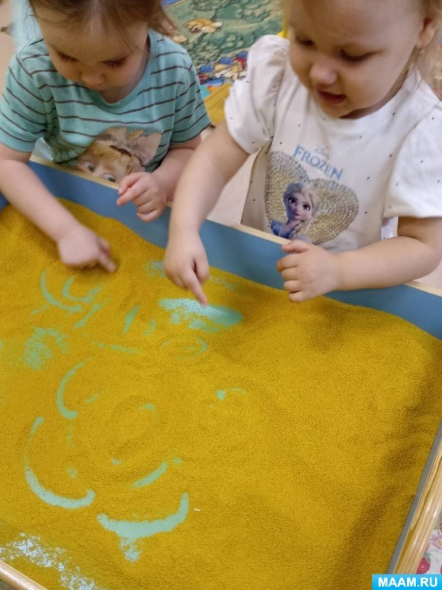 Познавательно-исследовательский проект «Удивительный песок» для детей раннего возраста
