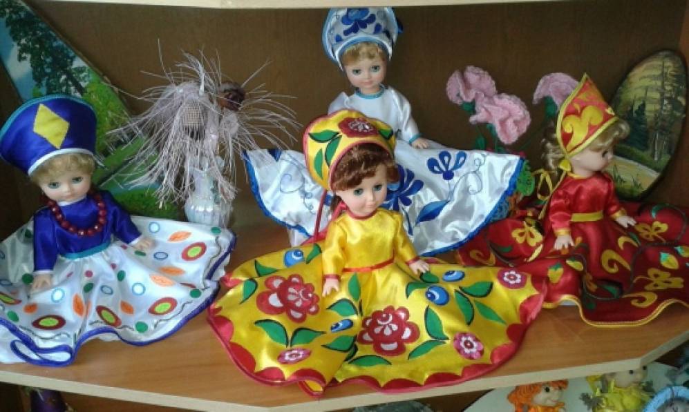 День кукол в детском саду. Дидактическая кукла в детском саду. Куклы по временам года для детского сада. Кукла по сезонам в детском саду. Сезонная кукла для детского сада.