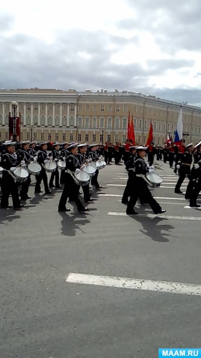 Фоторепортаж с генеральной репетиции парада на Дворцовой площади Фото Фоторепортаж с генеральной репетиции парада на Дворцовой площади