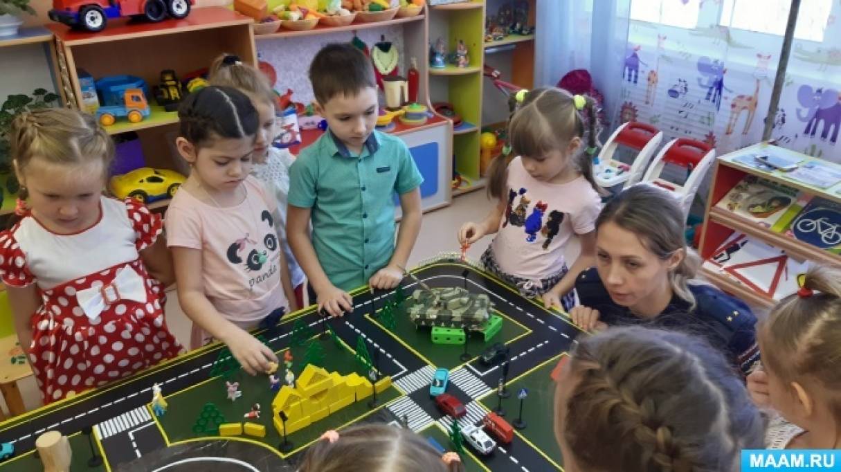 Смотреть фотографию №3 Фото №3 Публикация Фотоотчёт по городскому конкурсу Полиция глазами детей подготовительная группа размещена в разделах Подготовительная группа Полиция