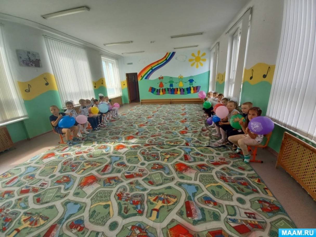 1 сентября в детском саду фотоотчет. День знаний с малышами в детском саду фотоотчет. Младшая группа в детском саду. Фото отчёт 1 мая в доу. Праздник день знаний в детском саду.