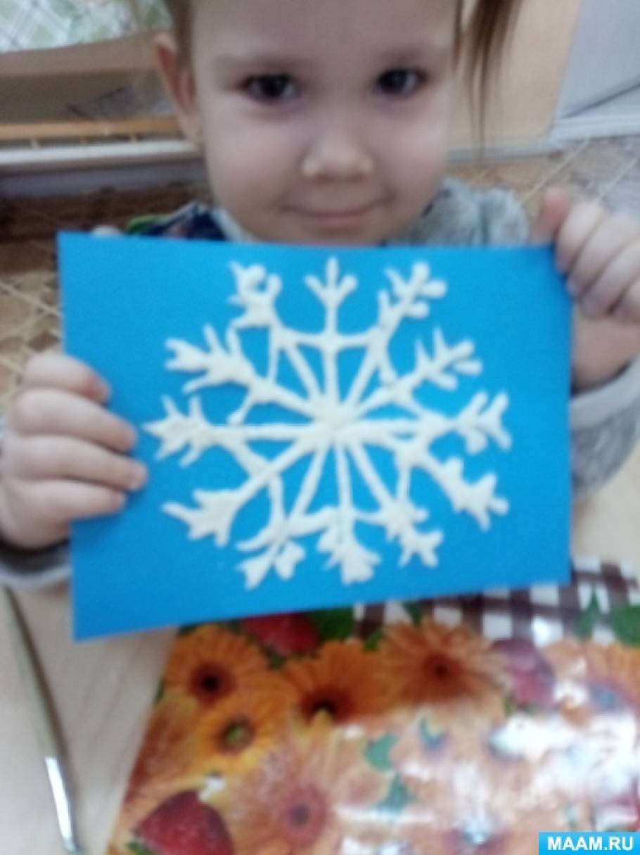 снежинка младшая группа. аппликация снежинка. аппликация снежинка в группе раннего возраста. рисование снежинки в младшей группе. снежинки 1 младшая группа.