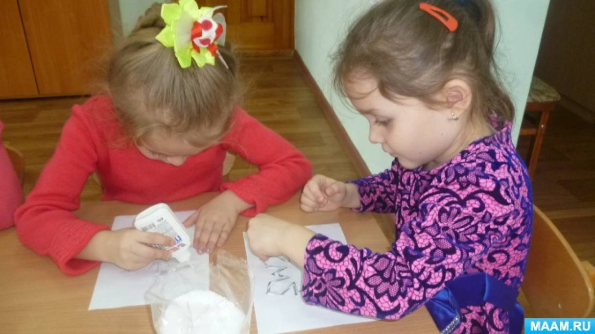 Рисунки солью и клеем на бумаге чем полезен