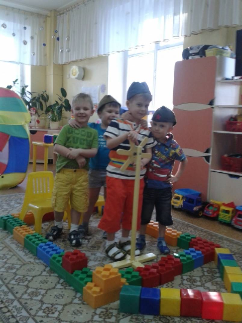Смотреть фотографию №2 Фото №2 Немного об особенностях детей младшей группы от которых напрямую зависит каким образом будет выстроена предметно развивающая среда