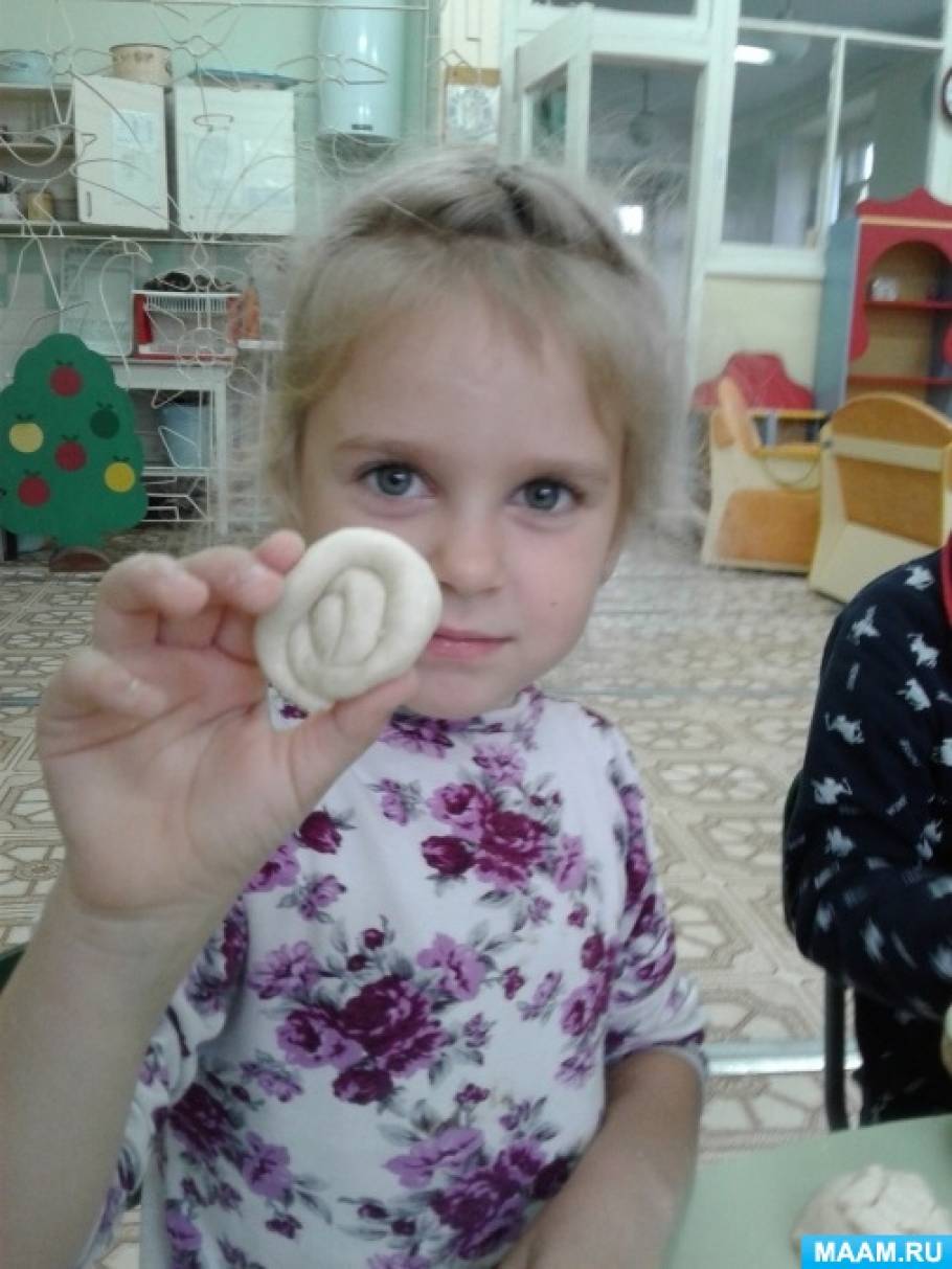 лепка пироги пшеничные старшая группа. detsad 280347 1602944354. лепка пироги пшеничные старшая группа фото. лепка пироги пшеничные старшая группа-detsad 280347 1602944354. картинка лепка пироги пшеничные старшая группа. картинка detsad 280347 1602944354. Анна Александровна Калёнова Конспект НОД по лепке из солёного теста «Хлебобулочные изделия» в старшей группе