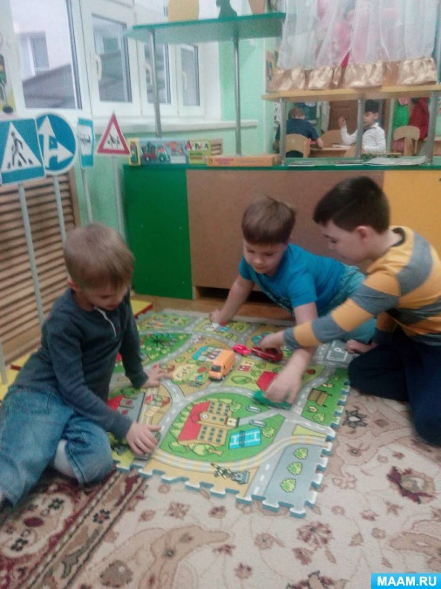 Смотреть фотографию №4 Фото №4 Закреплять названия и назначения дорожных знаков