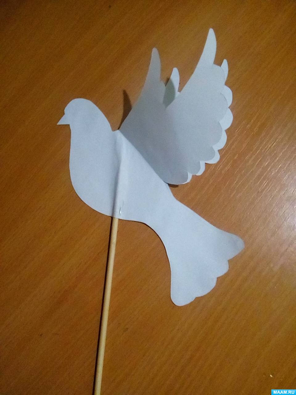 Голубь из бумаги