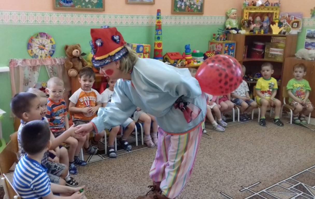 Сценарий развлечения день смеха в детском саду