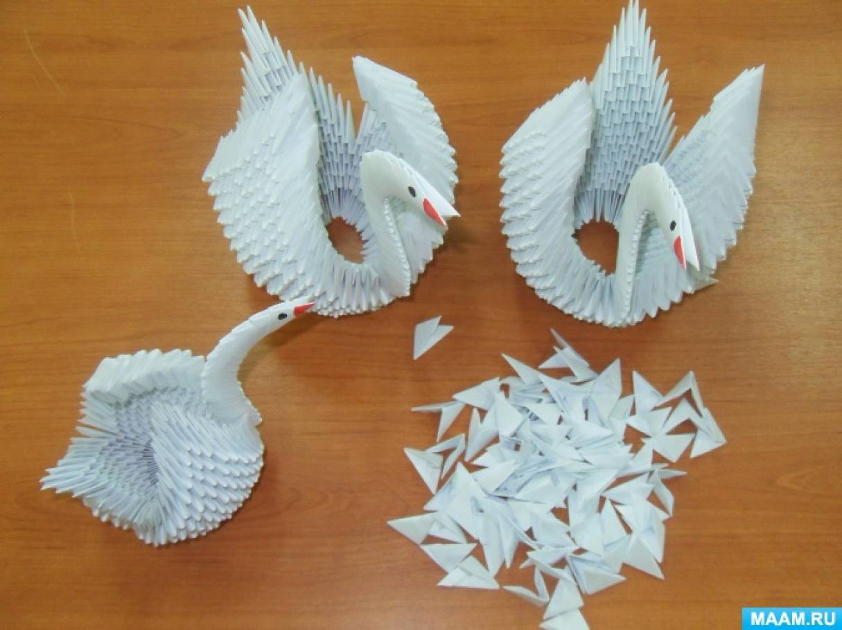 Лебедь двойной. Модульное оригами.