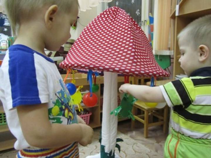 Смотреть фотографию №4 Фото №4 Цель Показать влияние правильно подобранных методов сенсорного воспитания на развитие сенсорных навыков у детей младшего дошкольного возраста