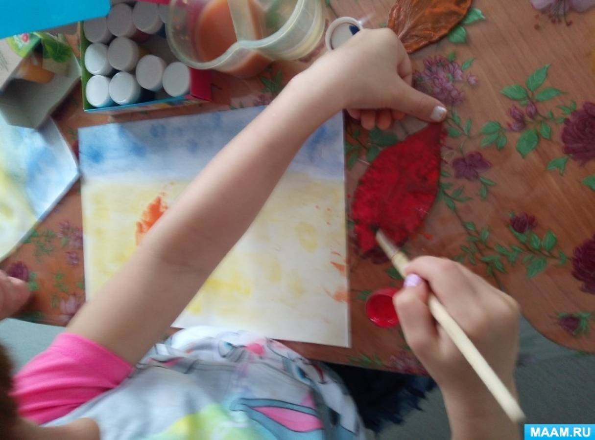 Занятие по рисованию «Золотая осень» в подготовительной группе с использованием нетрадиционной техники «Штампинг»