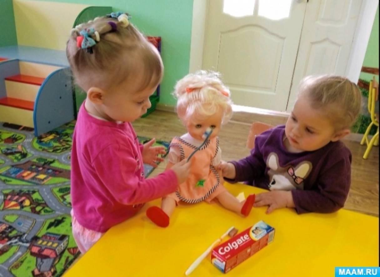 Конспект занятия для дошкольников «Научим куклу Дашу чистить зубы»