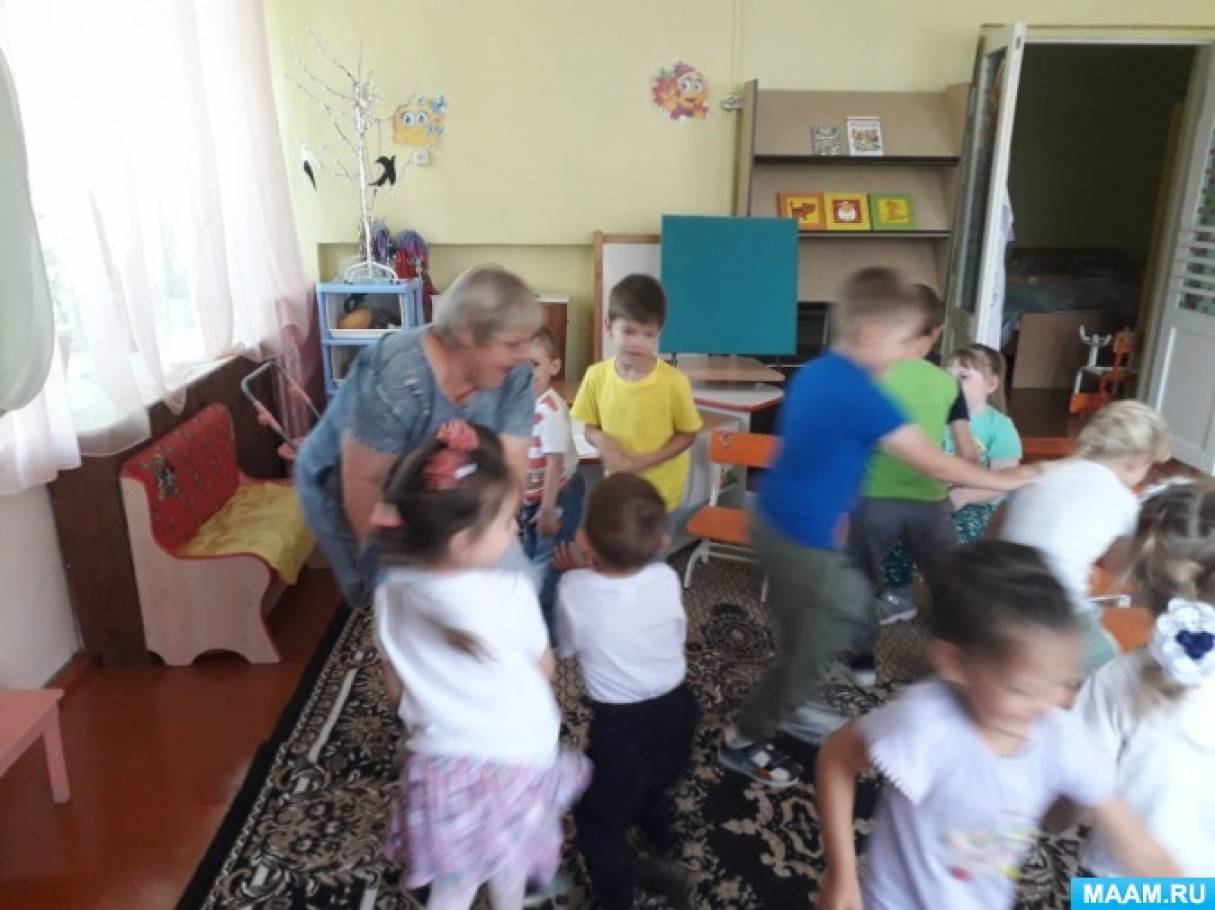 Смотреть фотографию №2 Фото №2 Публикация Отчет о проведении досуга ко Дню Знаний в средней группе размещена в разделах День Знаний