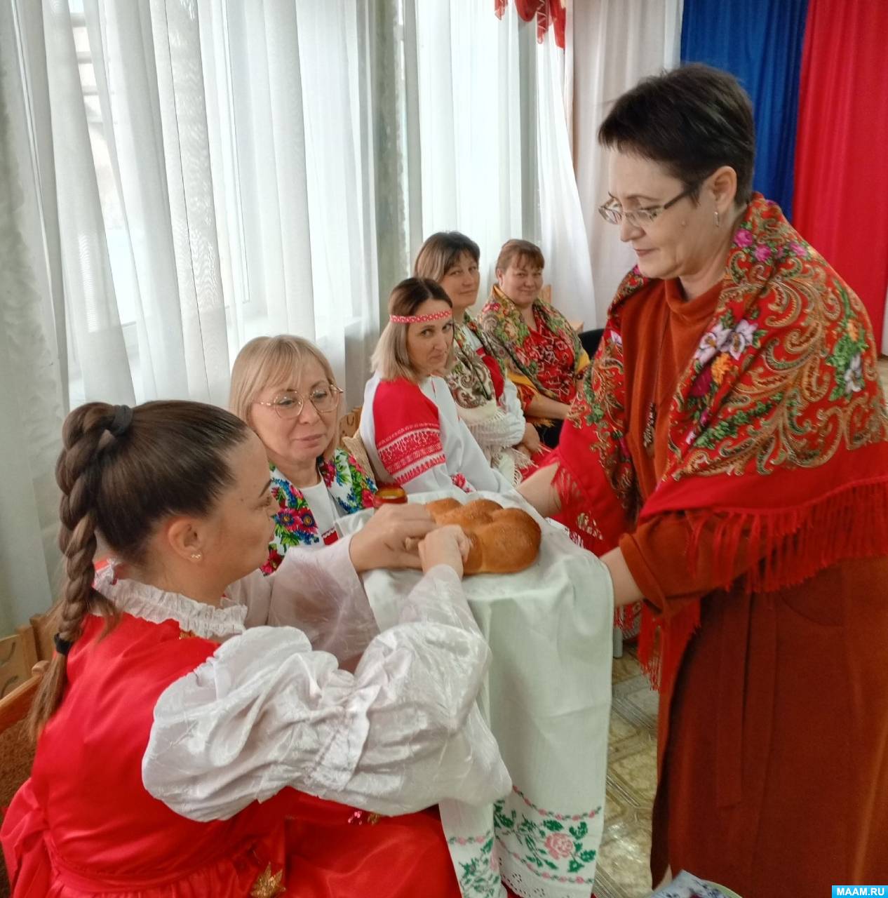 Смотреть фотографию №2 Фото №2 Нравственно патриотическое воспитание нравственного и патриотического воспитания средствами народной культуры МБДОУ Детский сад