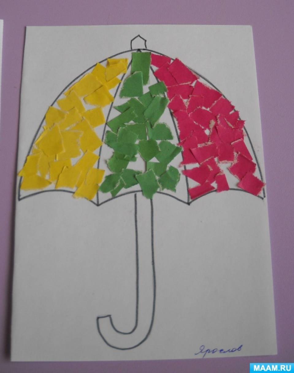Поделка для детей средней группы. Осенняя Обрывная осенняя аппликация. Аппликация зонтик. Аппликация в средней группе. Аппликация цветные зонтики.