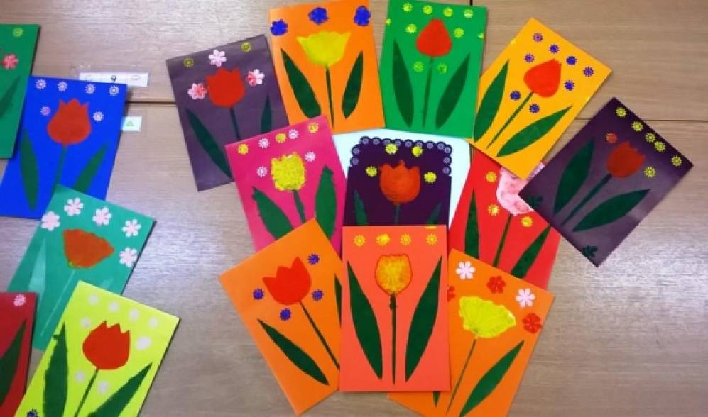 подарок маме 2 младшая группа. подарок для мам вторая мл гр. подарок для мамы вторая младшая группа. подарок для мамы вторая младшая группа. подарки ко дню матери в подготовительной группе.