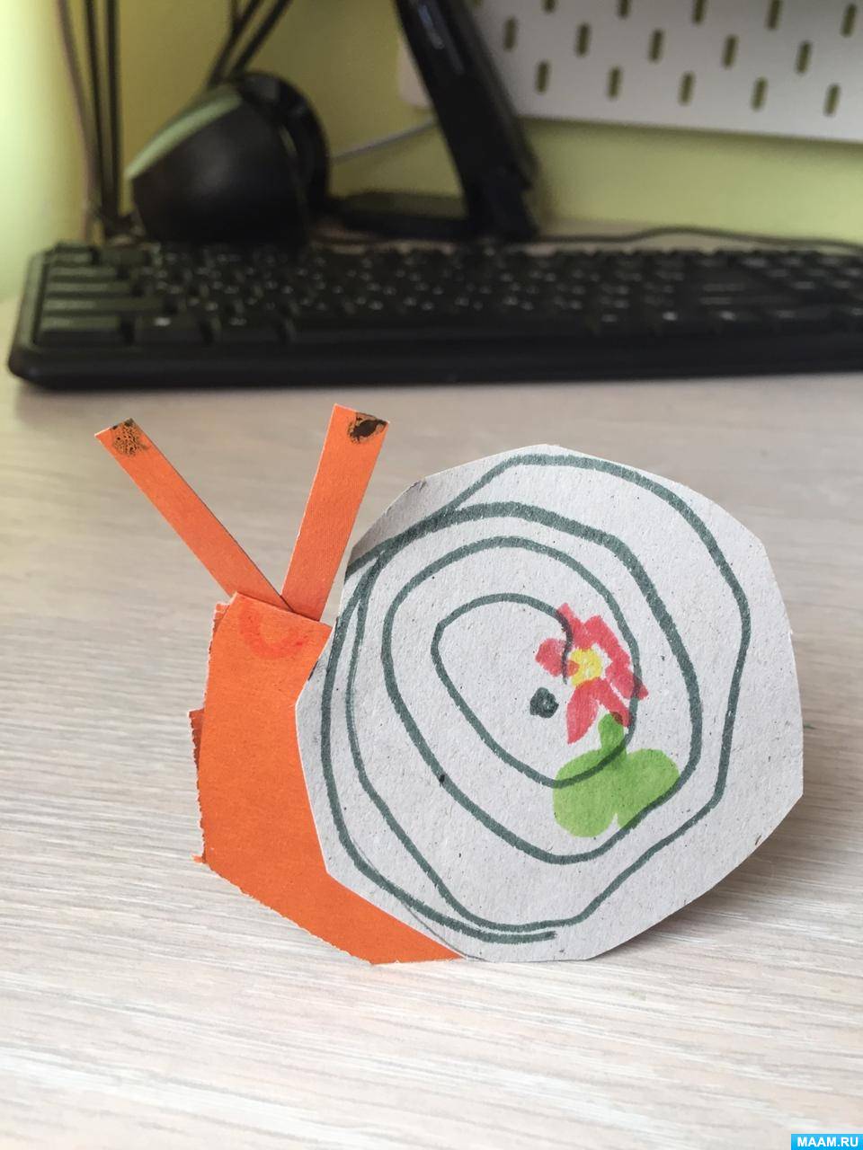 Улитка из пластилина