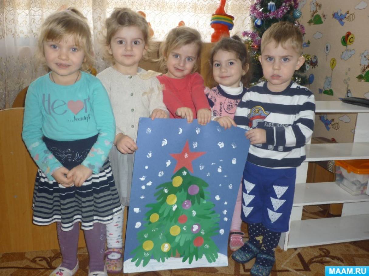 работы на новый год в младшей группе. новогодние поделки младшая группа. коллективная работа елка в 1 младшей группе. работы на новый год в младшей группе. наиновый год коллективная работа 1 младшая.