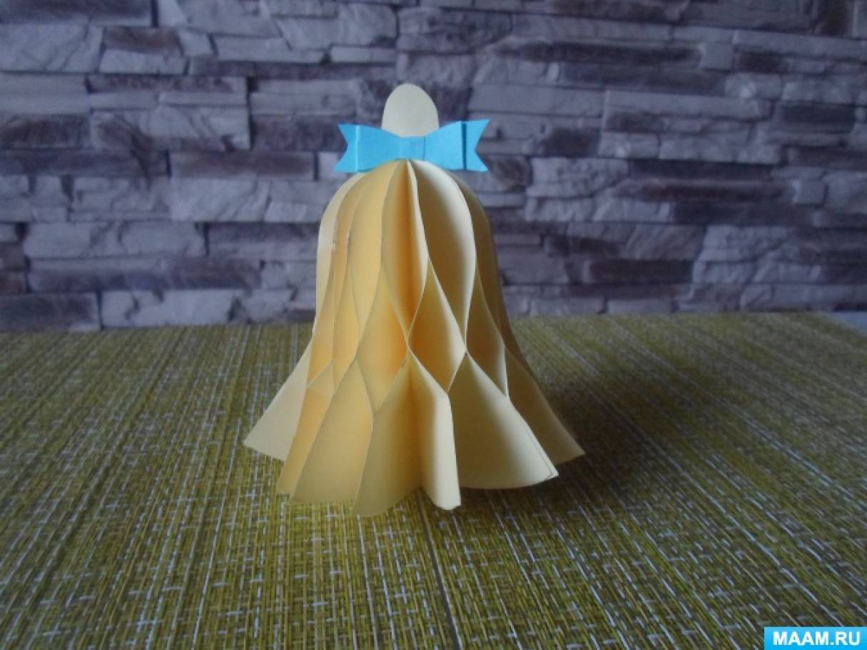 Колокольчик оригами. Мастер-класс с пошаговым фото. Новогодние колокольчики из цветной бумаги
