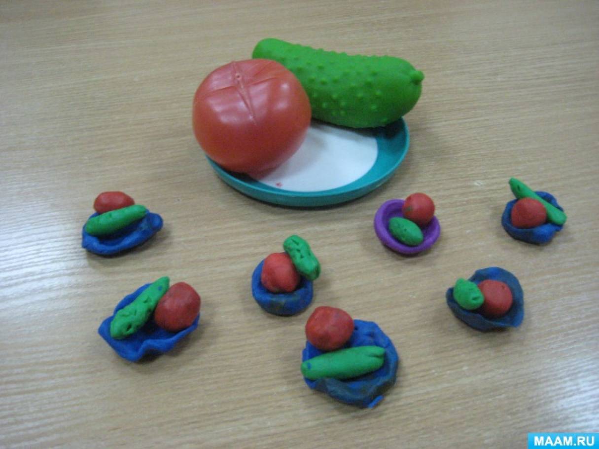 Я люблю из пластилина. Лепка овощи и фрукты во второй младшей группе. Лепка в младшей группе детского сада. Лепка в средней группе. Лепка овощи в средней группе.
