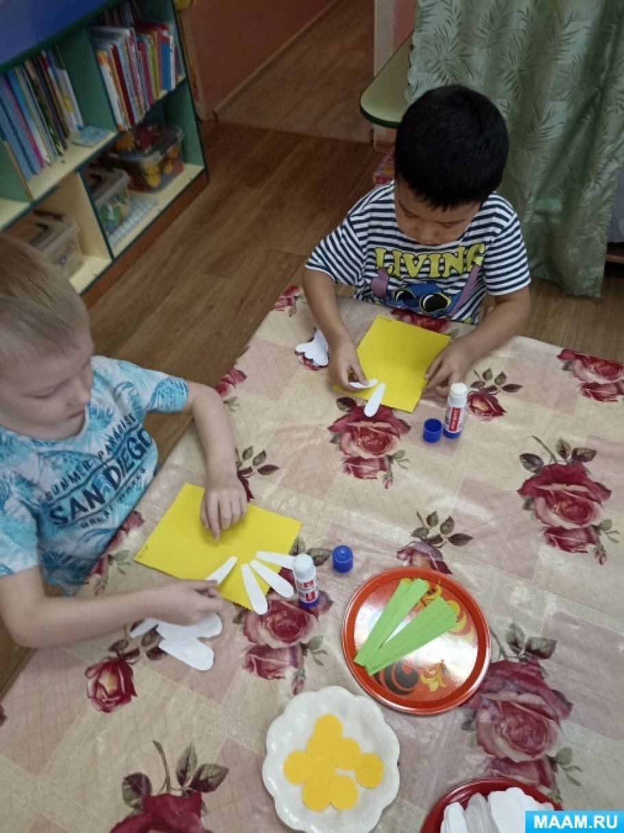 открытки на 8 марта с объемной аппликацией