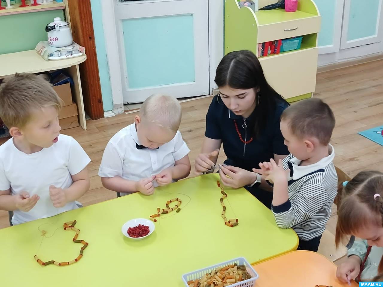Смотреть фотографию №2 Фото №2 Задачи Формировать представление о рябине как символе России