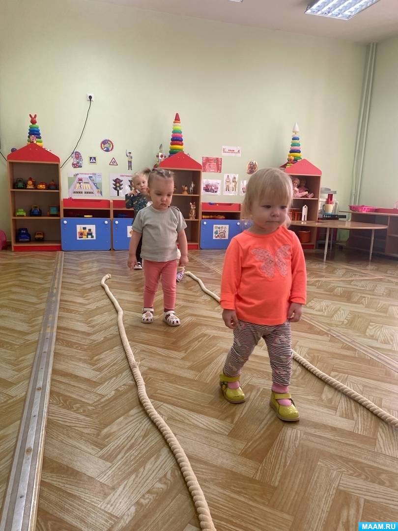 Спортивное мероприятие для детей ясельной группы 1–2 лет, посвященное Дню Защитника Отечества