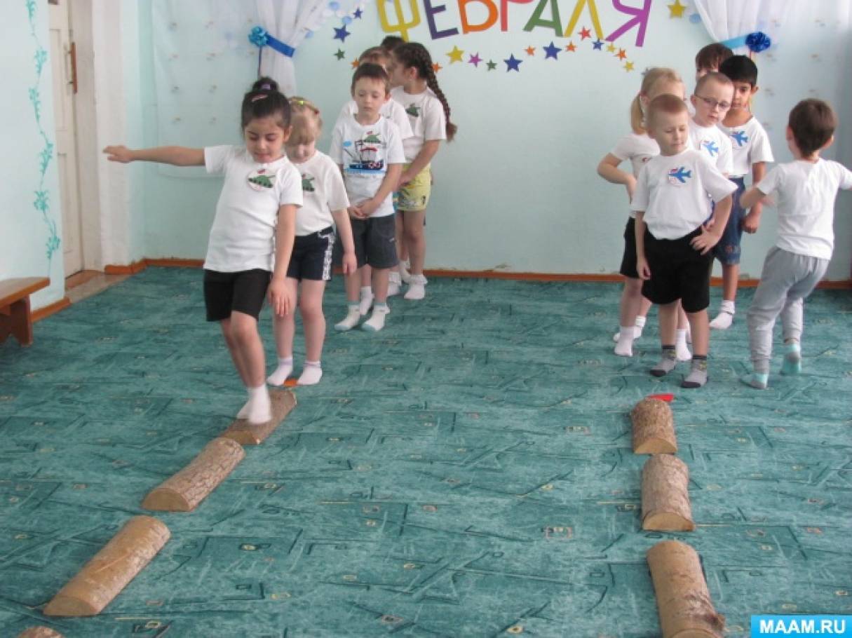 Спортивный праздник в подготовительной группе. Спортивный праздник в день пап в детском саду. День спорта в детском саду старшая группа. Спортивный праздник к 23 февраля в средней группе. Спортивное развлечение в подготовительной группе день воды.