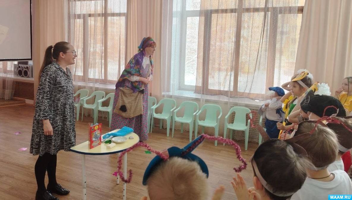 Смотреть фотографию №4 Фото №4 Театрализованная деятельность Темочки Действующие лица Ведущий сказительница Маланьюшка воспитатели групп творческие коллективы ребят из групп детского сада