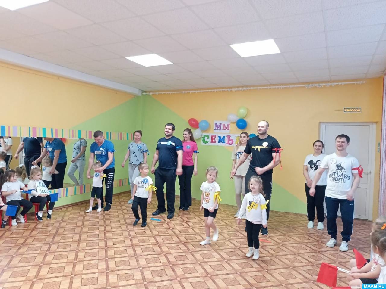 Драматизация в детском саду. Театр воспитателей детского сада. Театрализованные занятия в детском саду. Мастер класс для педагогов театрализованная деятельность. Театр для детей в детском саду.