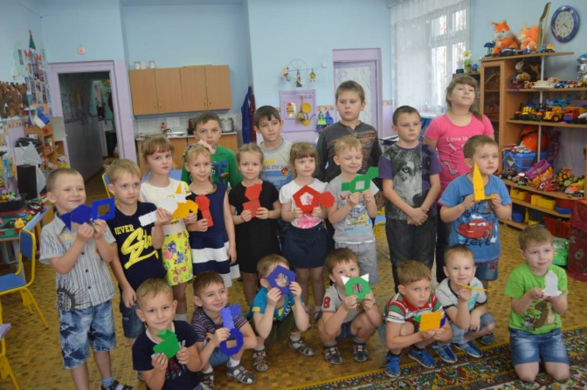 тюкалинск детский сад. детские сад колосок тетюши. гнёздышко садик коломна. наш класс шефство взял малышами над саду. фёдор не хочет садик.