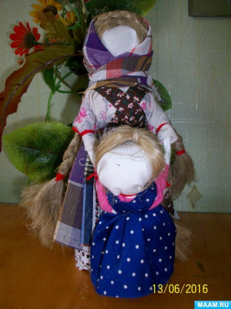 Куклы-обереги: куклы из дерева, соломы, ниток, ловушки снов, желанницы.