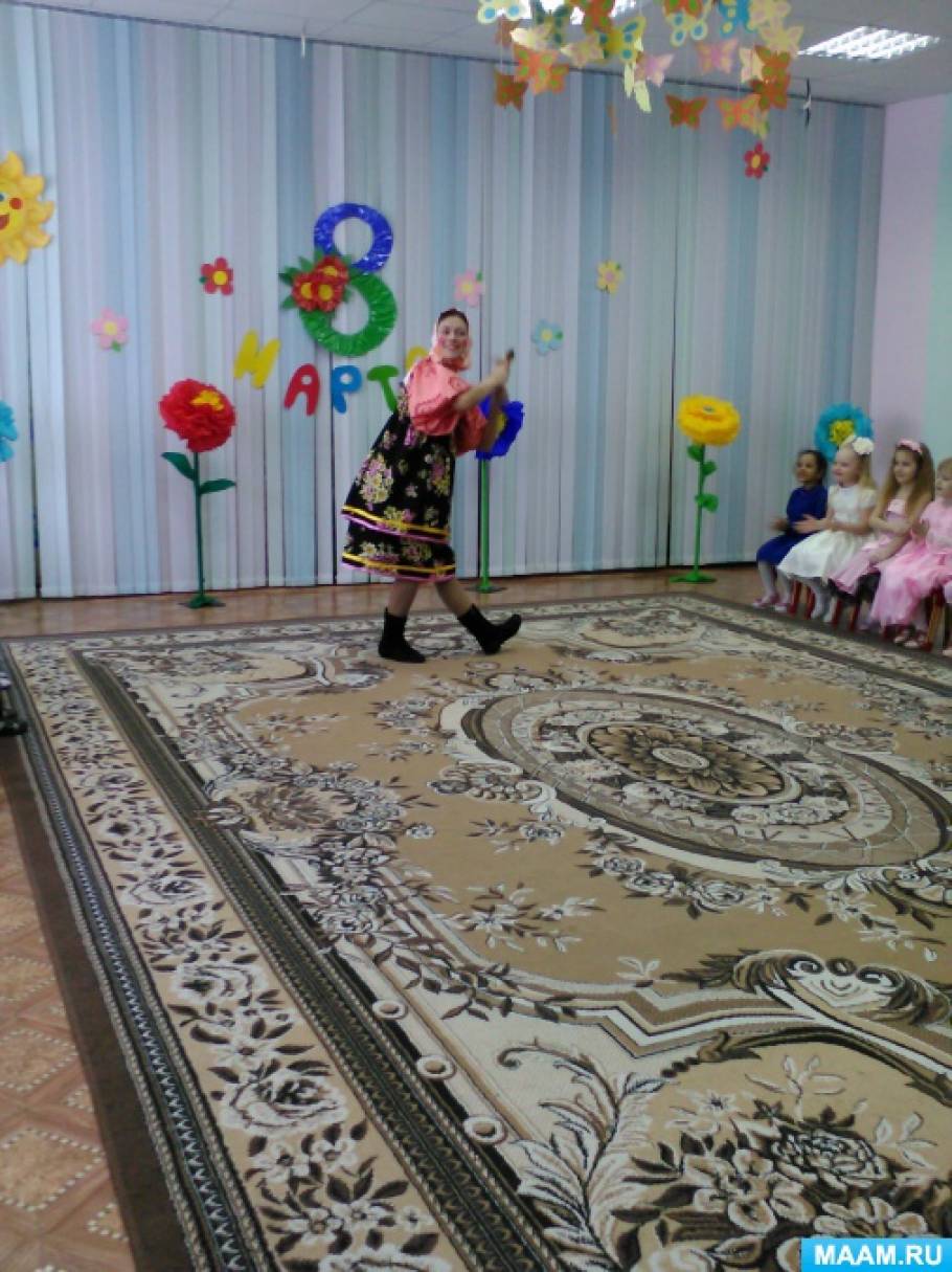 Смотреть фотографию №2 Фото №2 Очень живо и оригинально провели этот чудесный праздник во младшей группе лет